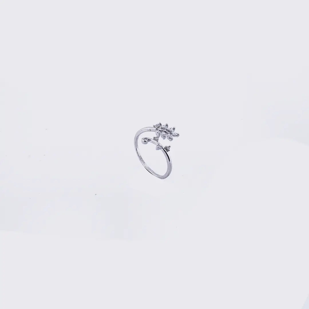 Classy Olive Tiara Wrap Ring Tvayi
