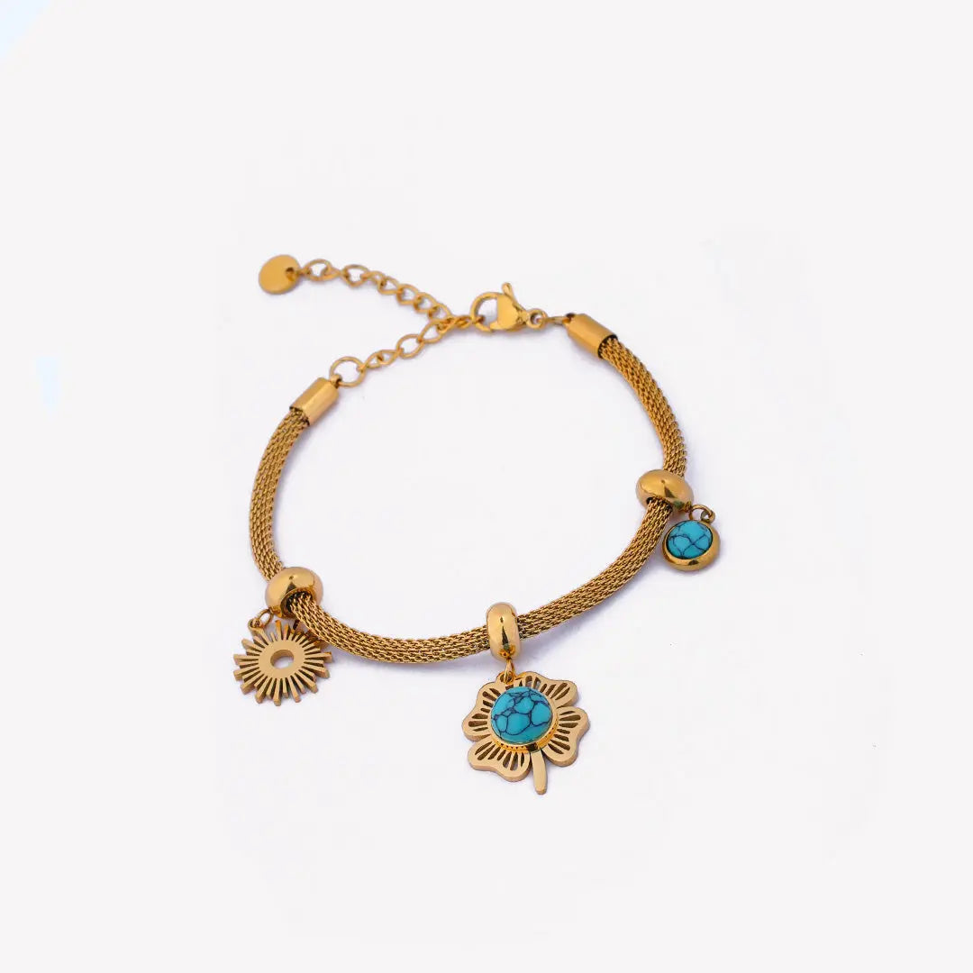 Enchanted Clover Wrist Bracelet Tvayi