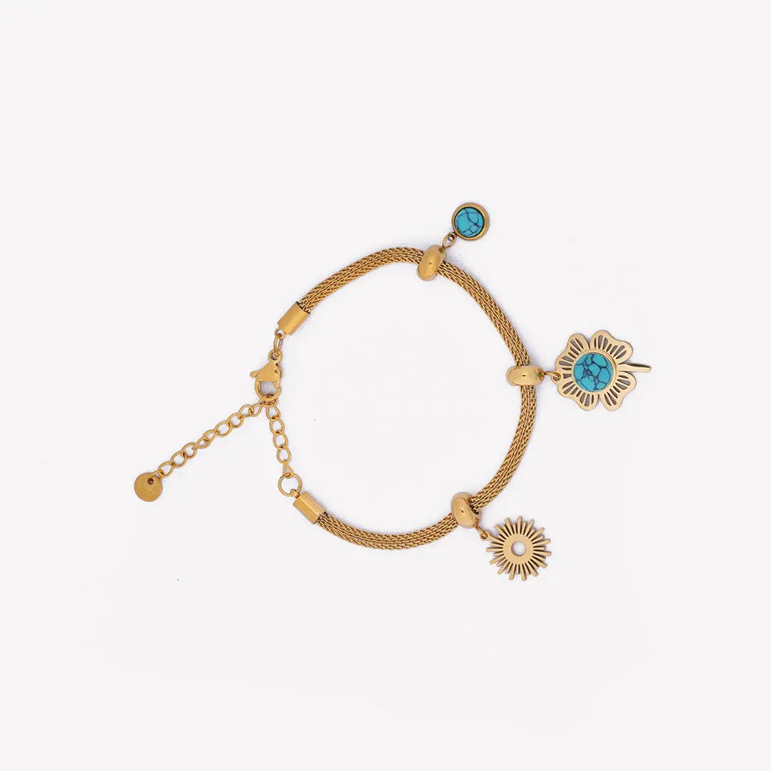 Enchanted Clover Wrist Bracelet Tvayi