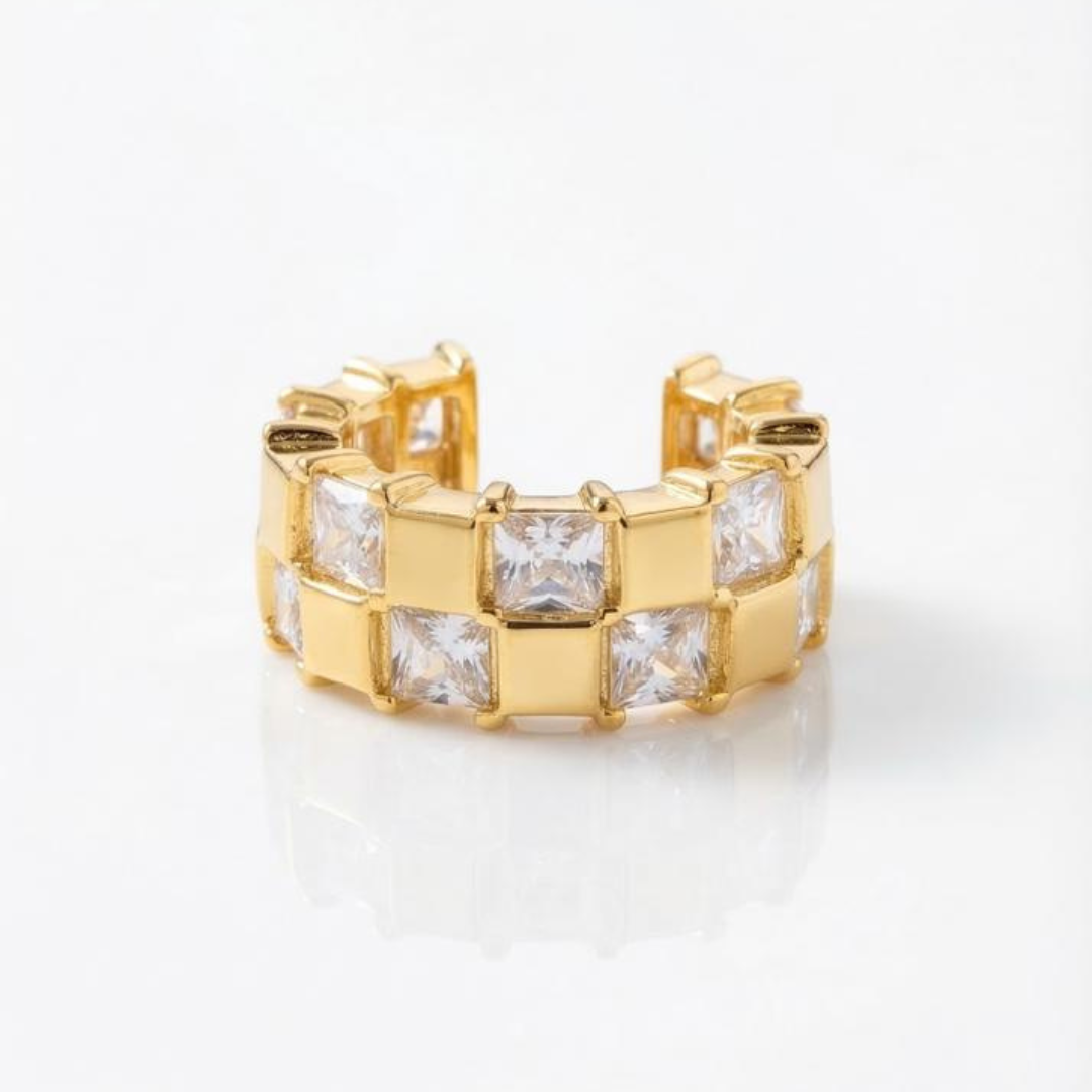 Crystal Curve Earrings | Tvayi