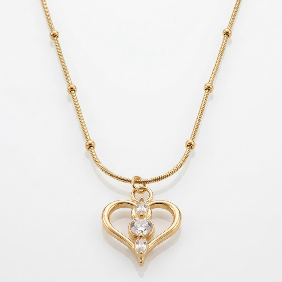 18k gold plated pendant marquise with white diamonds | Tvayi