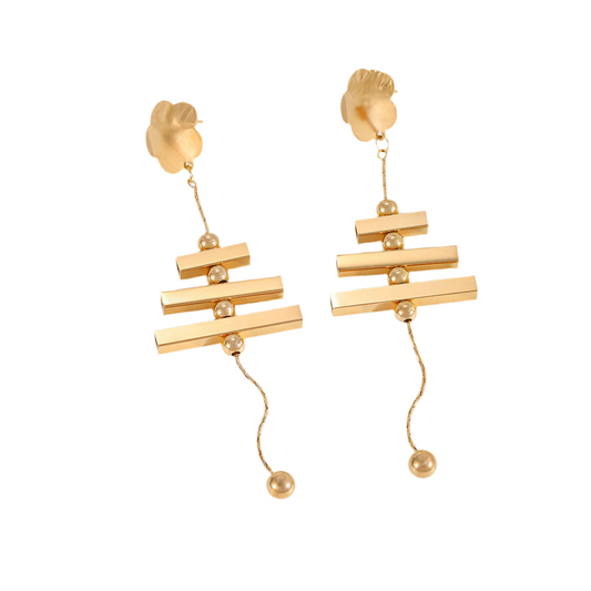 Celestial Whisper Earring | Tvayi