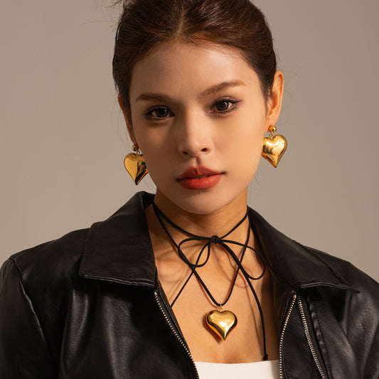 Euphoria Heart Choker – 18K Gold Vermeil Demi-Fine Jewellery | Tvayi Jewellery