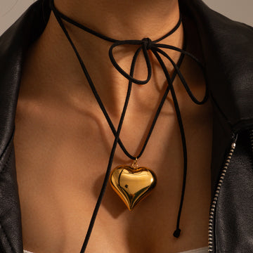 Euphoria Heart Choker – 18K Gold Vermeil Demi-Fine Jewellery | Tvayi Jewellery