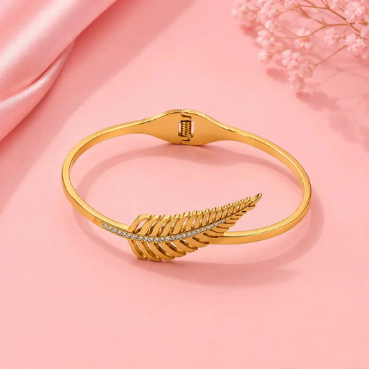 Feather Grace Crystal Bracelet – 18K Gold Plated Tvayi