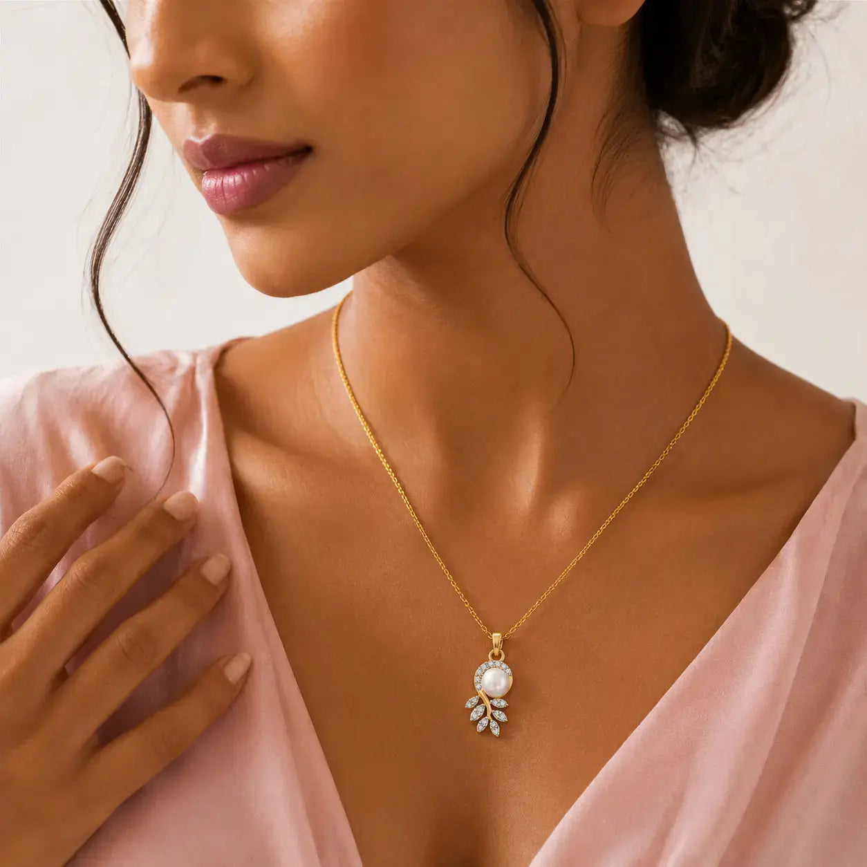 Gold Lab Grown Diamond & Pearl Floral Pendant Necklace for Women | Luxury Fine Jewelry | Tvayi
