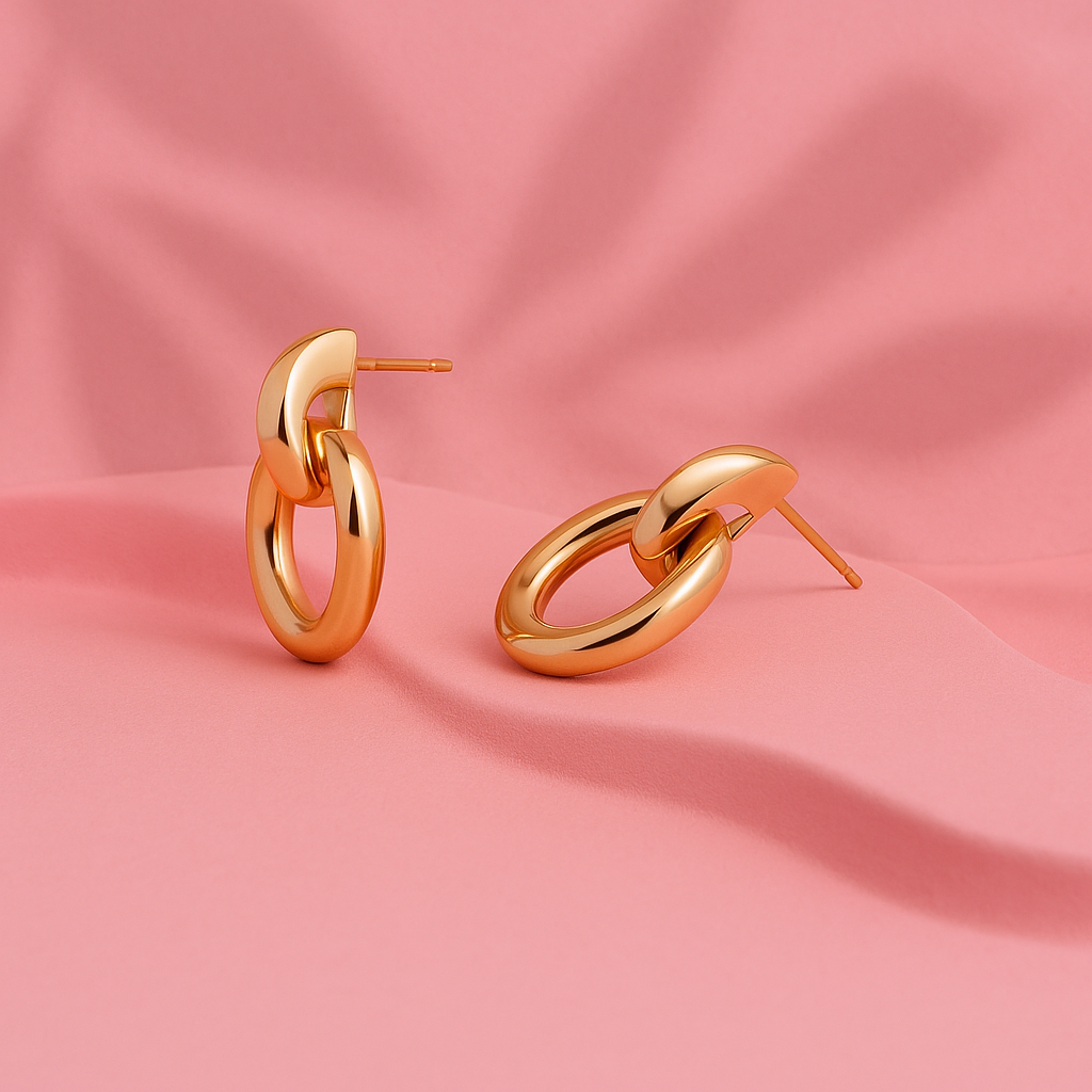 Gold Interlocking Chain Stud Earrings | 18K Gold Vermeil | Tvayi Jewellery