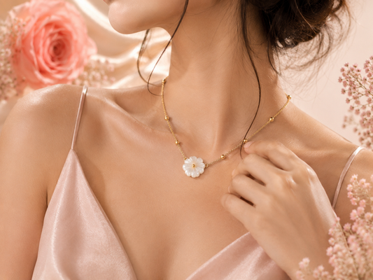Flower necklace