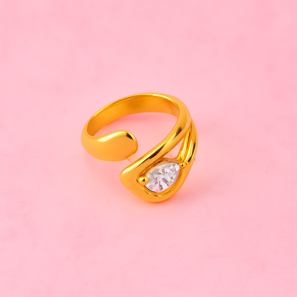 Love hug ring | Tvayi