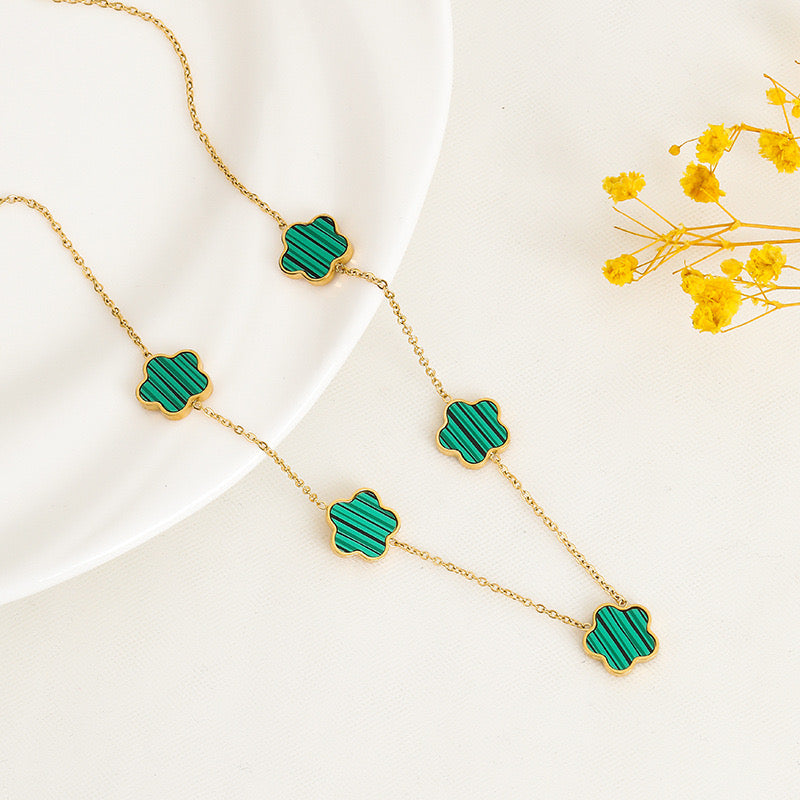 Clover Emerald Anti Tarnish Necklace | Tvayi