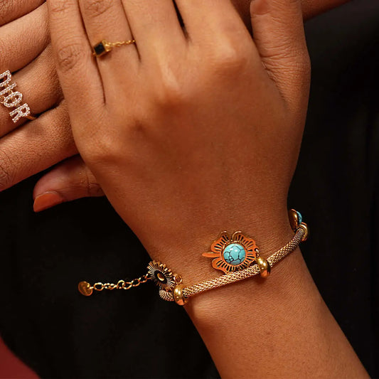 The Essence Bracelet | Tvayi