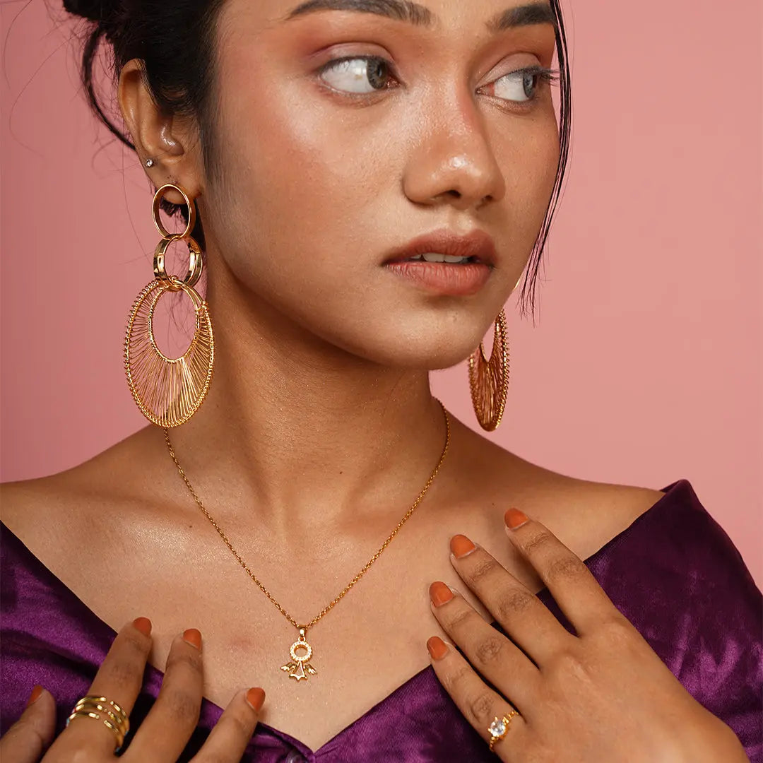 Tvayi Noor necklace | Tvayi