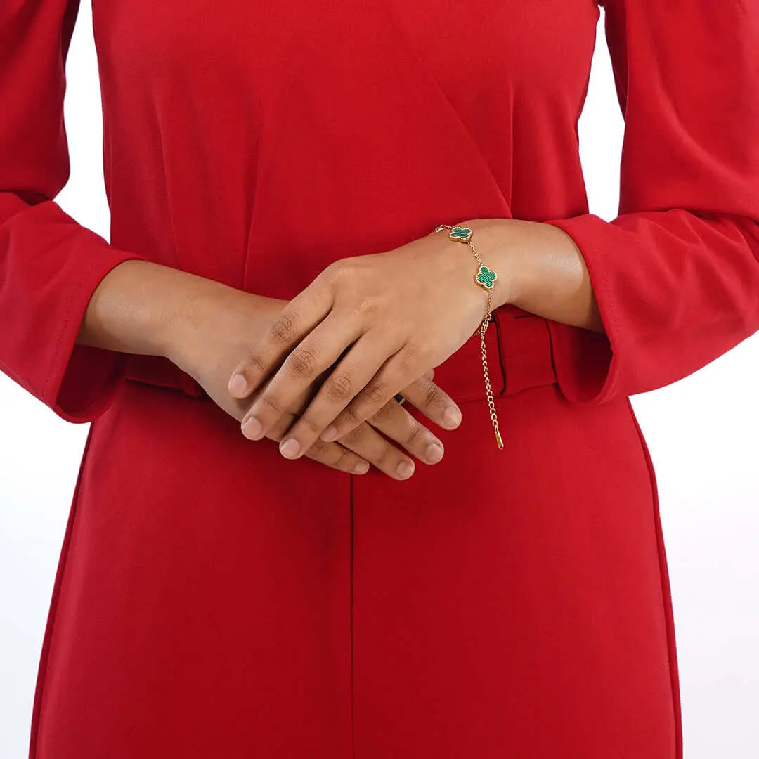 Emerald Clover Charm Bracelet | Tvayi
