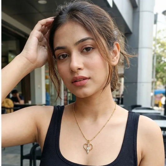 18k gold plated pendant marquise with white diamonds | Tvayi